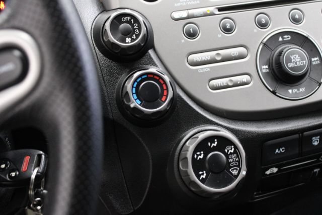 Used 2010 Honda Fit Sport image 14