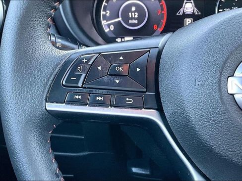 Used 2023 Nissan Kicks SR image 11