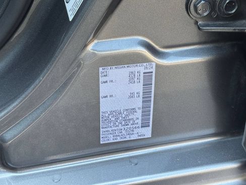 Used 2025 Nissan Altima 2.5 SV FWD image 28