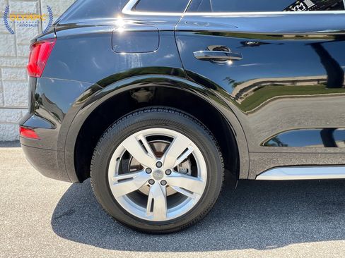 Used 2018 Audi Q5 2.0T Premium Plus w/ Premium Plus Package AWD/4WD image 12