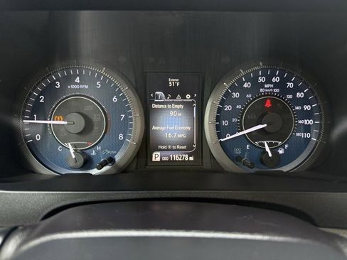 Used 2016 Toyota Sienna Limited image 15