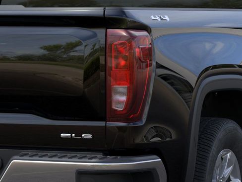 New 2026 GMC Sierra 1500 SLE AWD/4WD image 12