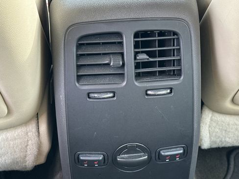 Used 2014 Lincoln MKS w/ Equipment Group 101A image 42