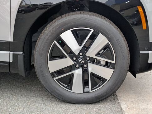 New 2026 Hyundai Ioniq 9 SEL AWD/4WD image 7