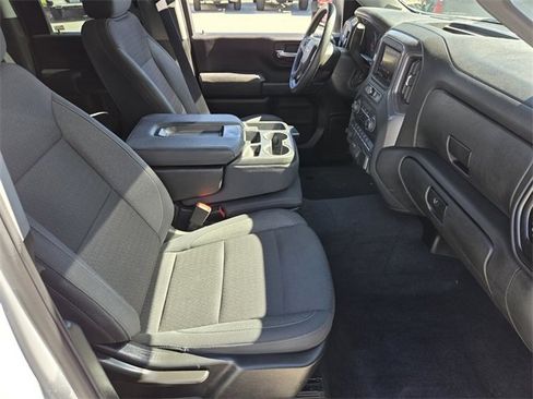 Certified 2024 Chevrolet Silverado 2500 Custom w/ Custom Value Package image 15