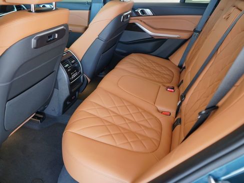 New 2026 BMW X5 xDrive50e w/ Climate Comfort Package image 21