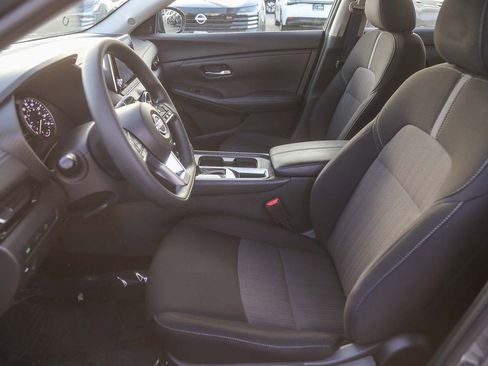 Used 2024 Nissan Sentra SV image 16