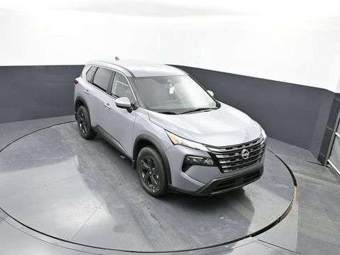 New 2026 Nissan Rogue SV w/ Cold Weather Package AWD/4WD image 19