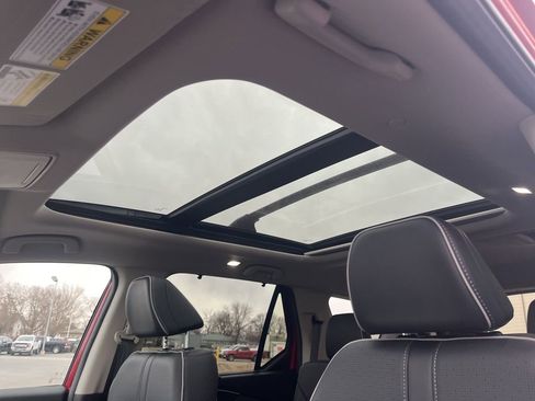 Used 2024 Honda Pilot Elite image 13