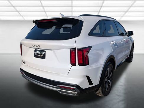 Used 2023 Kia Sorento S FWD image 28