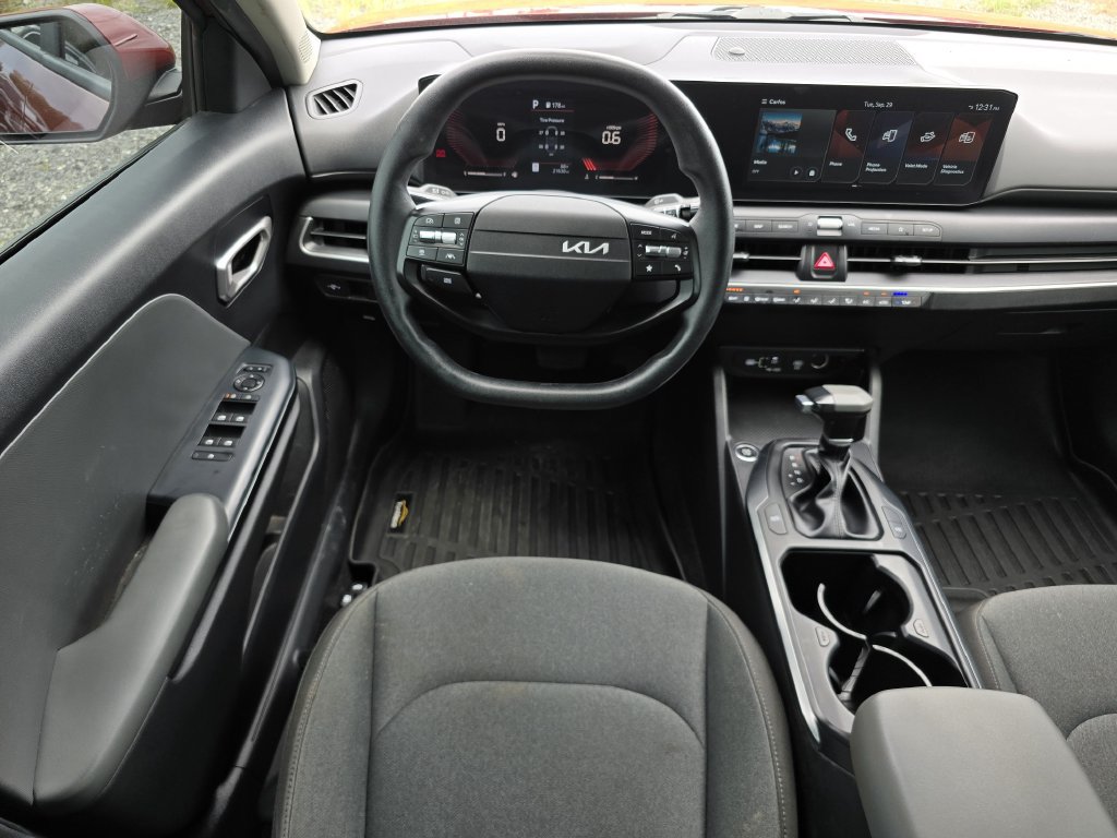 Certified 2025 Kia K4 FWD image 16