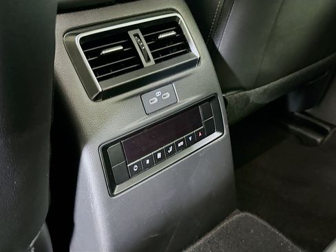 Used 2025 MAZDA CX-90 3.3 Turbo w/ Preferred Package AWD/4WD image 29