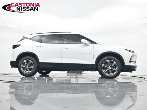 Used 2023 Chevrolet Blazer LT w/ Convenience Package image 36