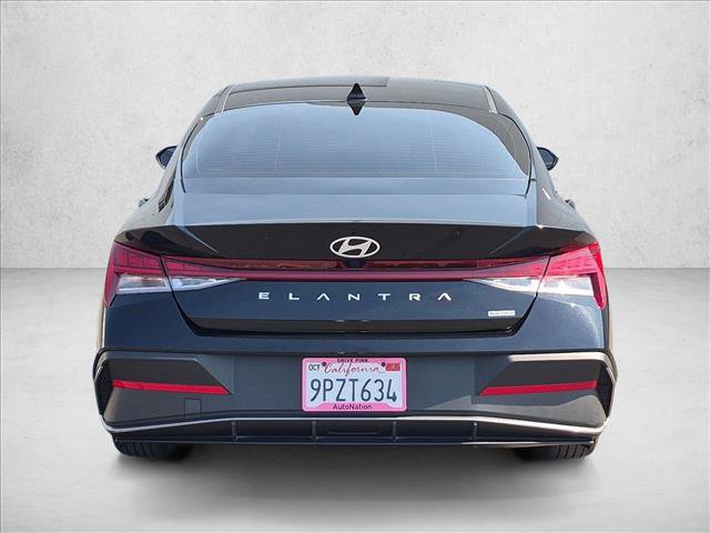 Used 2024 Hyundai Elantra Blue FWD image 6