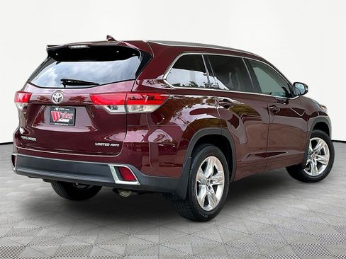 Used 2018 Toyota Highlander Limited AWD/4WD image 6