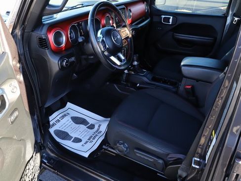 Used 2020 Jeep Wrangler Unlimited Rubicon image 12