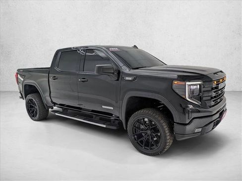 Used 2024 GMC Sierra 1500 Elevation AWD/4WD image 3