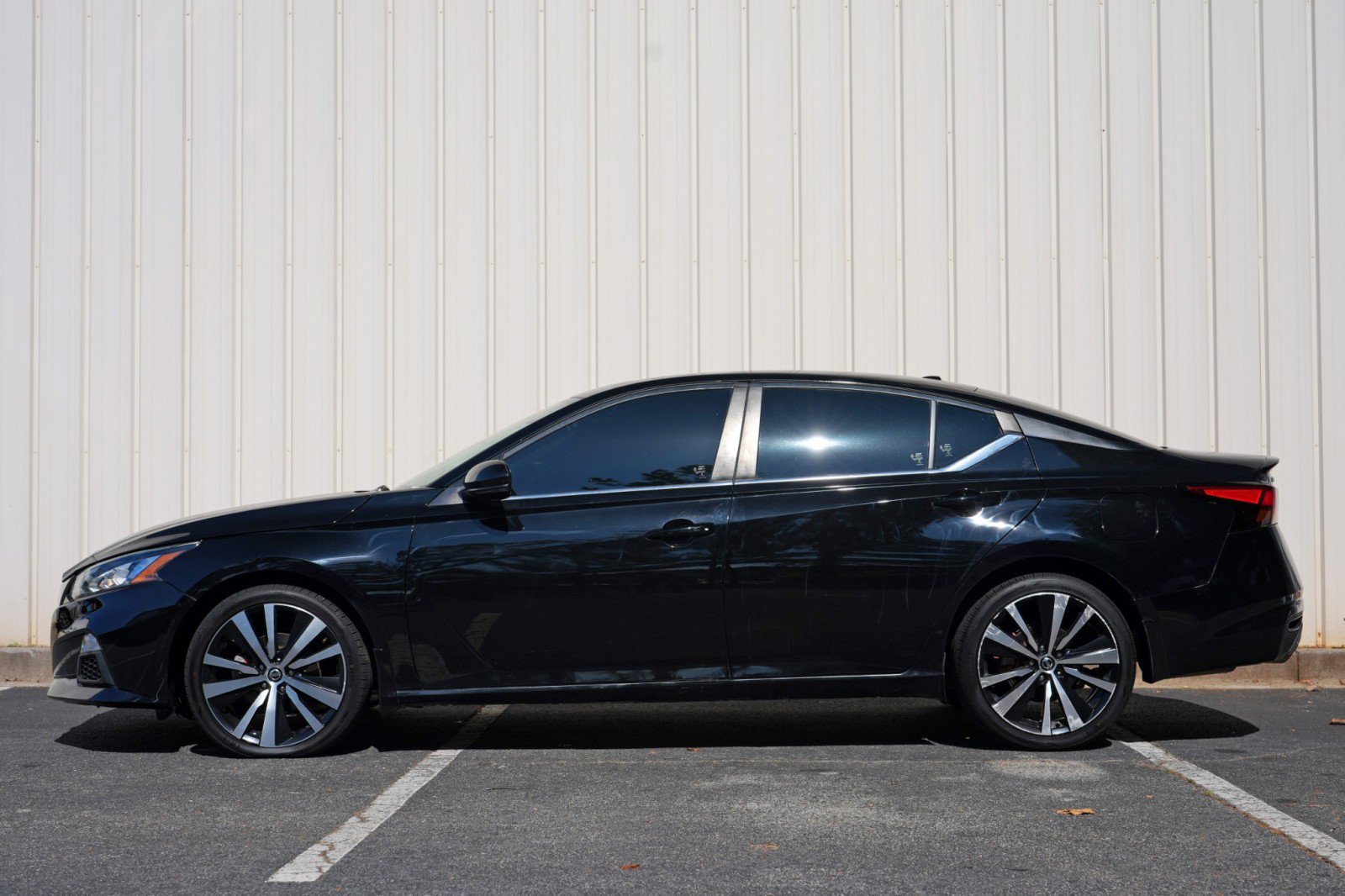 Used 2019 Nissan Altima 2.5 SR w/ SR Premium Package AWD/4WD image 8