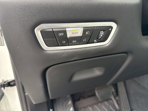 Used 2023 BMW X5 xDrive40i w/ Premium Package AWD/4WD image 23