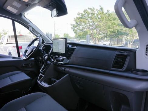 Used 2023 Ford Transit 350 XLT RWD image 28