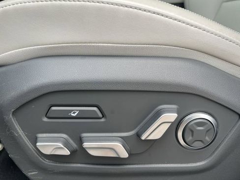 Certified 2025 Hyundai Santa Fe Calligraphy AWD/4WD image 36