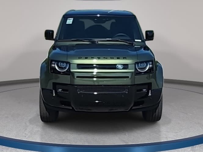 New 2026 Land Rover Defender 110 X-Dynamic SE AWD/4WD image 2