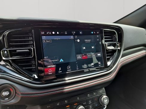 Used 2024 Dodge Durango R/T image 38