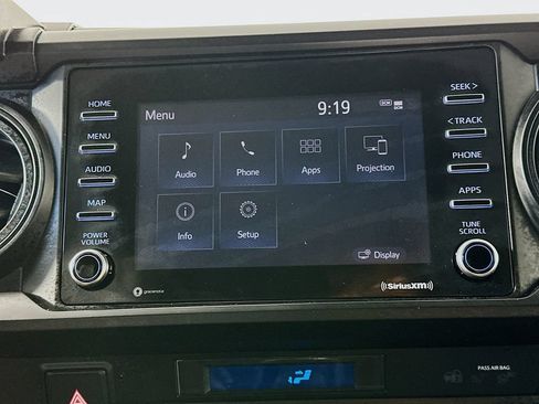 Used 2023 Toyota Tacoma SR AWD/4WD image 19
