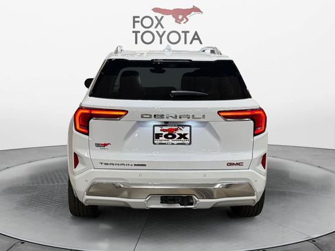 Used 2026 GMC Terrain Denali AWD/4WD image 5