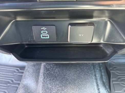 Used 2023 Ford F250 XL w/ XL Chrome Package image 40