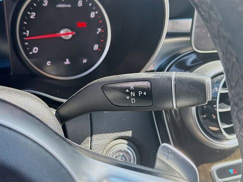 Used 2019 Mercedes-Benz C 300 Sedan image 14