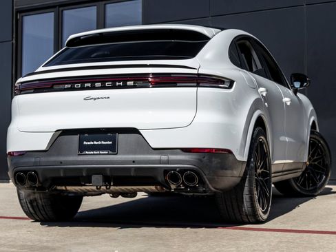 Certified 2026 Porsche Cayenne Coupe AWD/4WD image 11