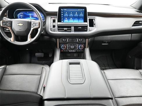 Used 2024 Chevrolet Tahoe High Country image 32