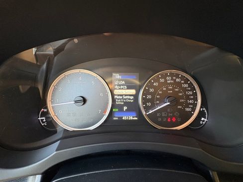 Used 2019 Lexus IS 300 AWD image 23