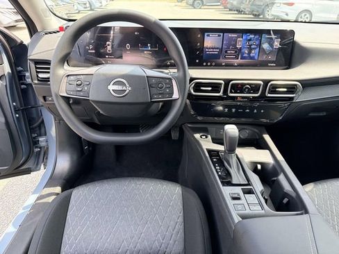 New 2026 Nissan Sentra SV w/ Floor Mat Package FWD image 17