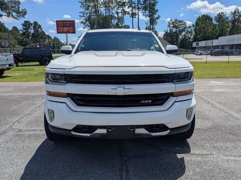 Used 2017 Chevrolet Silverado 1500 LT w/ All Star Edition AWD/4WD image 9