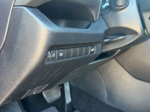 Used 2024 Toyota RAV4 XLE image 21