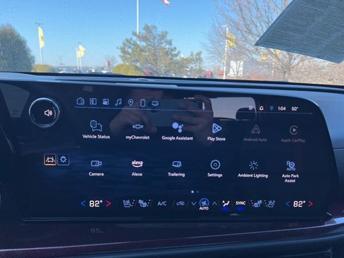 Used 2024 Chevrolet Traverse RS w/ LPO, Floor Liner Package image 19