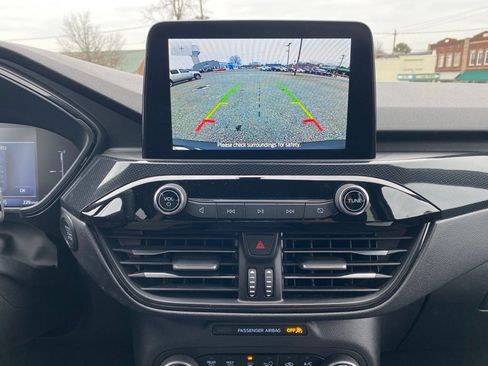 Used 2025 Ford Escape ST-Line image 14