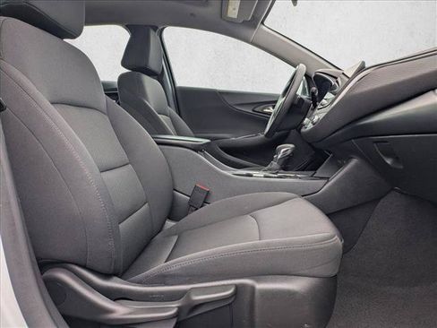 Used 2024 Chevrolet Malibu LT FWD image 20