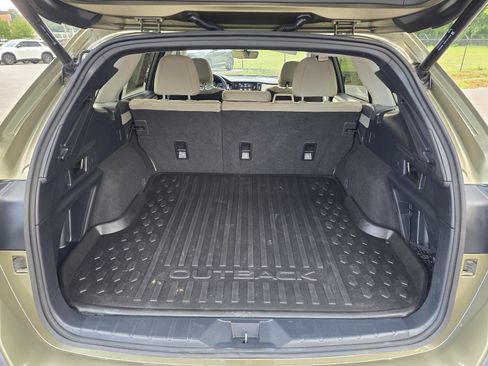 Used 2024 Subaru Outback Premium AWD/4WD image 26