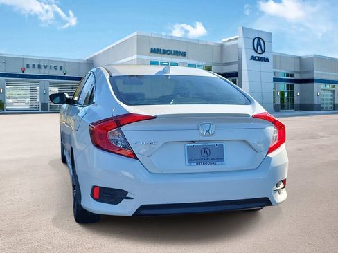 Used 2017 Honda Civic EX-L image 4