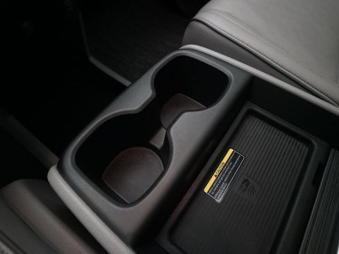 Certified 2024 Honda Odyssey Elite image 18