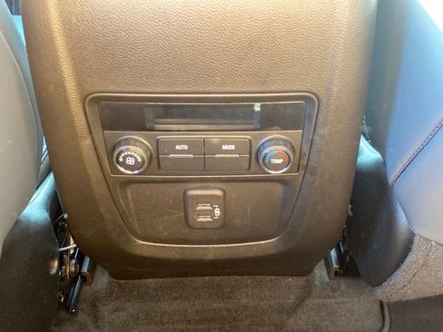 Certified 2022 Buick Enclave Essence w/ Trailering Package, 5000 lbs. image 16