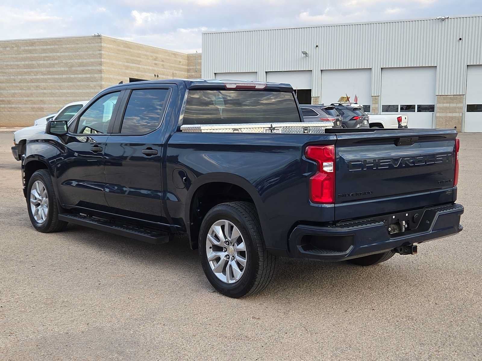 Used 2020 Chevrolet Silverado 1500 Custom w/ Custom Value Package RWD image 6