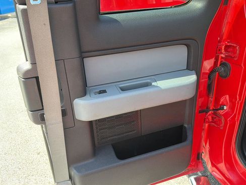 Used 2013 Ford F150 XLT w/ XLT Chrome Pkg RWD image 14