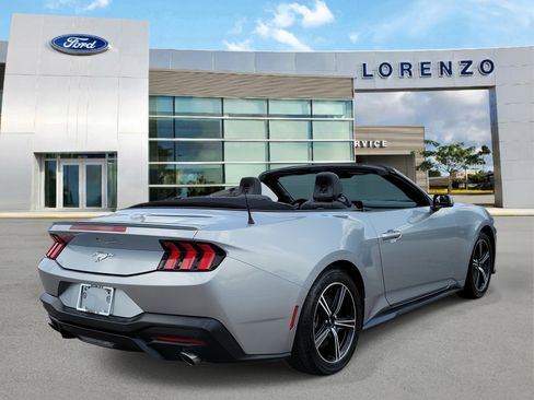 Certified 2025 Ford Mustang Premium RWD image 5