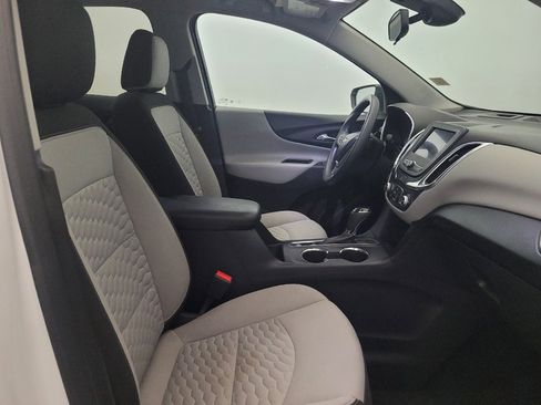 Used 2021 Chevrolet Equinox LS w/ LS Convenience Package AWD/4WD image 21