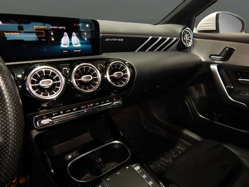 Used 2021 Mercedes-Benz A 35 AMG 4MATIC image 15