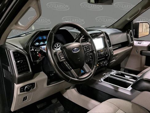 Used 2017 Ford F150 XLT w/ Equipment Group 302A Luxury AWD/4WD image 18